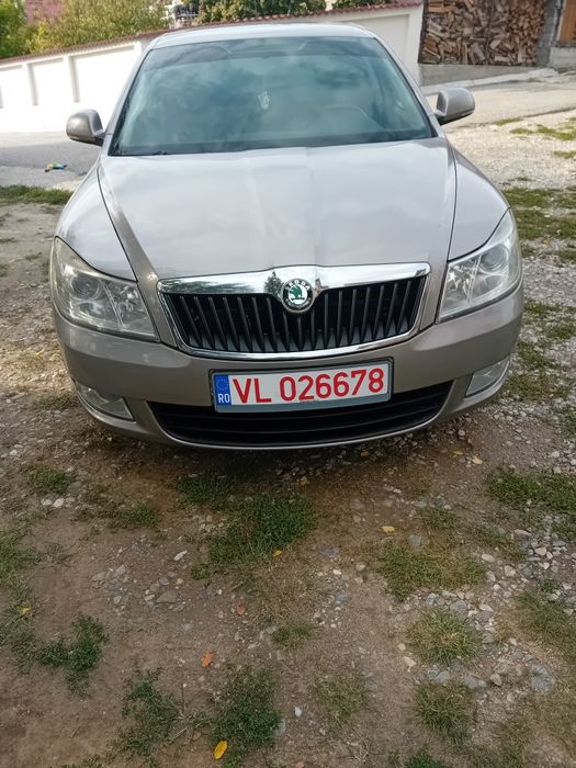Vând Skoda Octavia