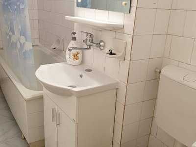 P.f. dau in chirie ap 1 camera utilat, mobilat pe B-dul. N.Titulescu