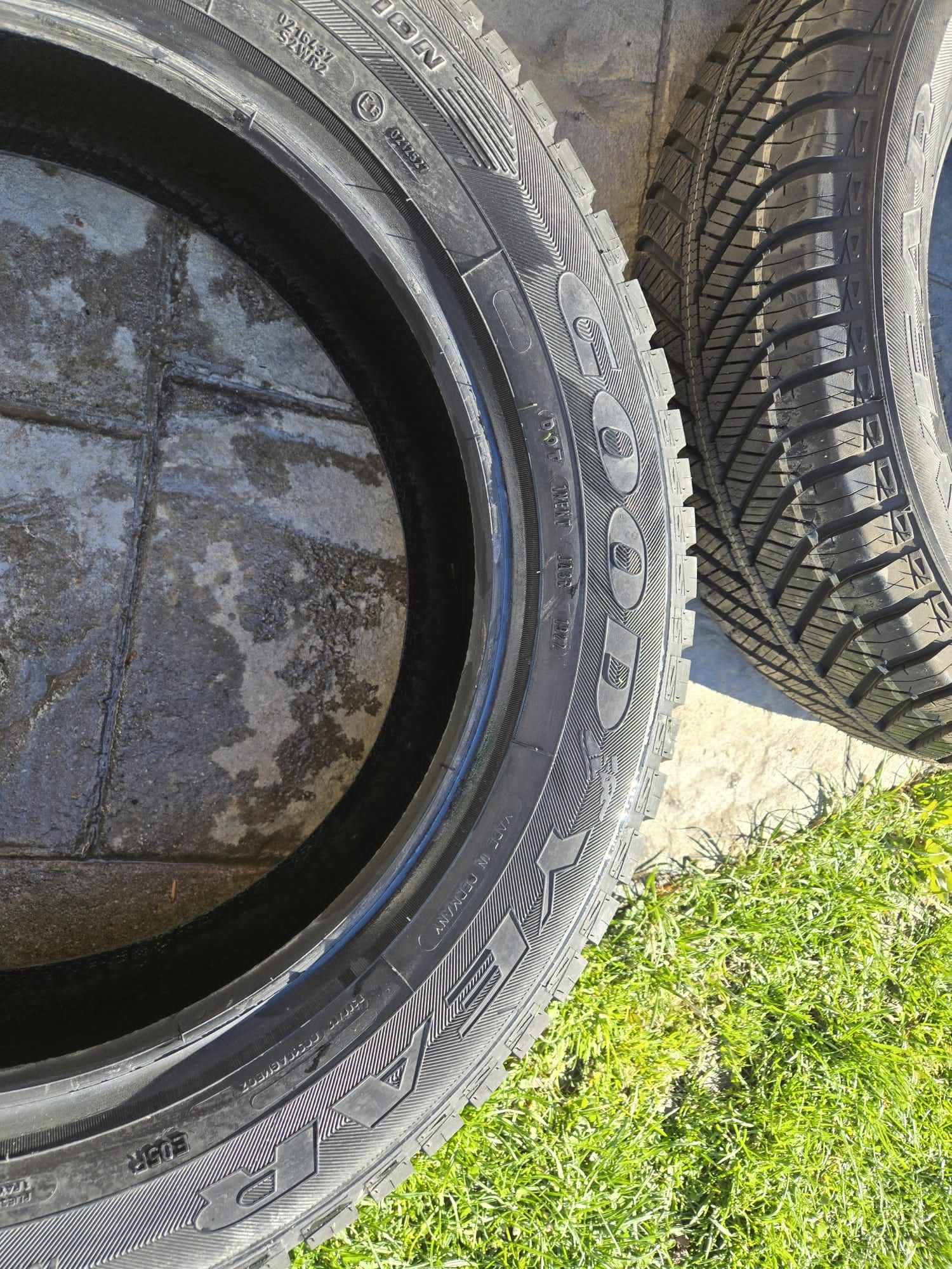 215/60 R17 96V Cauciucuri  All sesons Noi GOODYEAR Vector 4Seasons