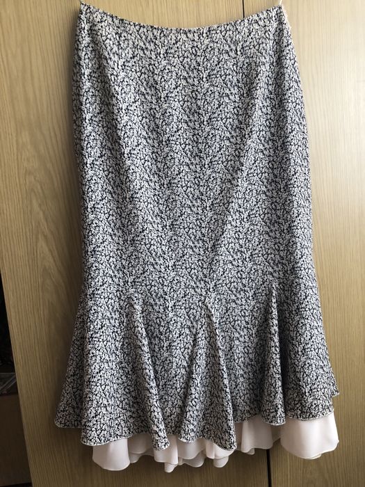 Compleu fusta si sacou