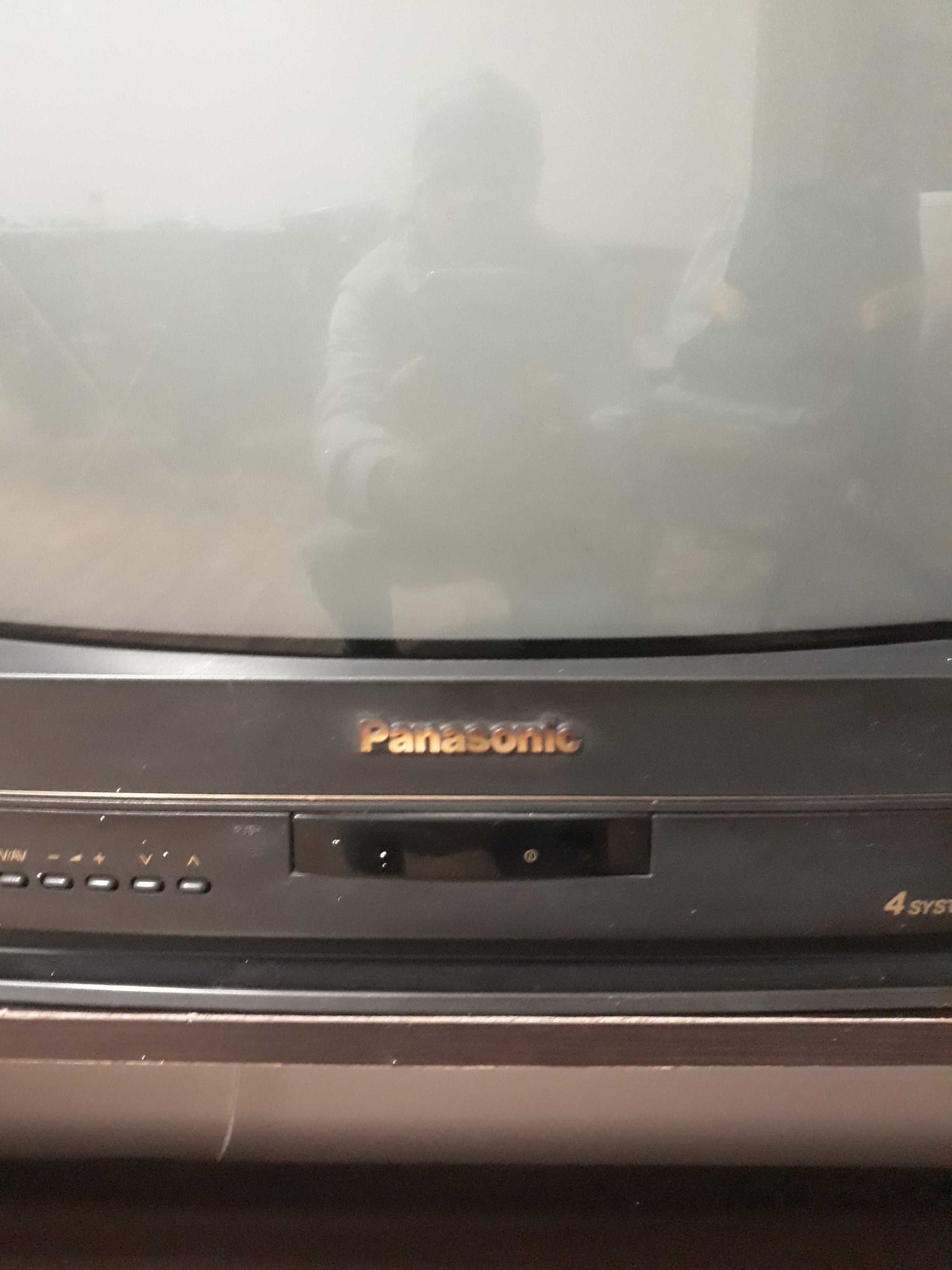 Телевизори Philips и Panasonic