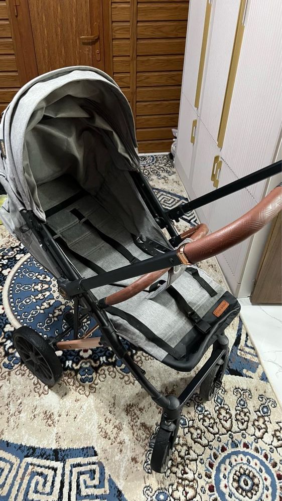 Коляска и качеля сатылады состояниеси жаксы коп колданылмаган