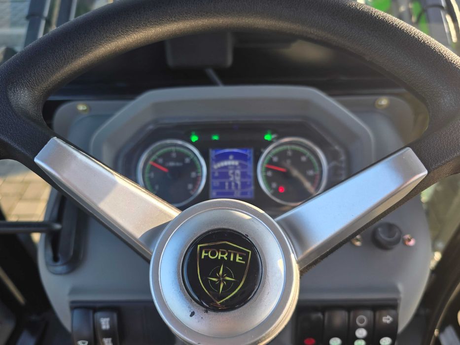 Tractor Agricol FORTE 504 CAB-IF – 50 CP, 4x4 Cabină Integrală