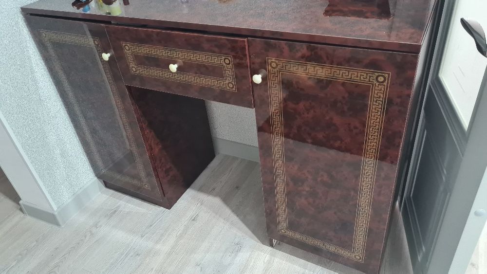 Комод сатылады. . .