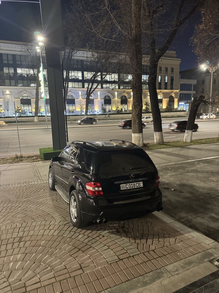Mercedes ml 350 4 matic в идеальном состоянии, чистая краска