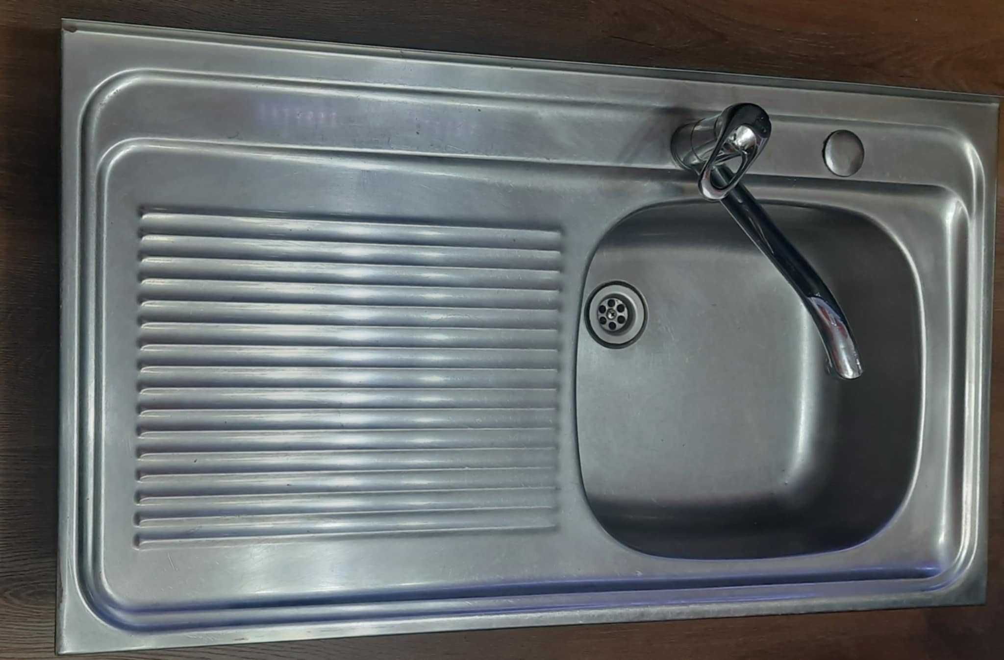 Chiuveta din Inox, cu Picurator pe Dreapta