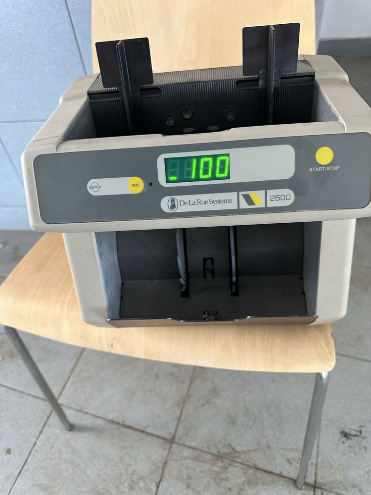 Брояч на банкноти De La Rue Systems 2500 SD