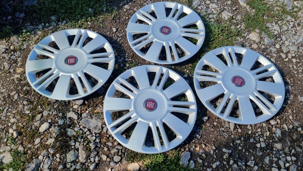 Оригинални тасове Фиат 15 цола като нови 43250-79J4