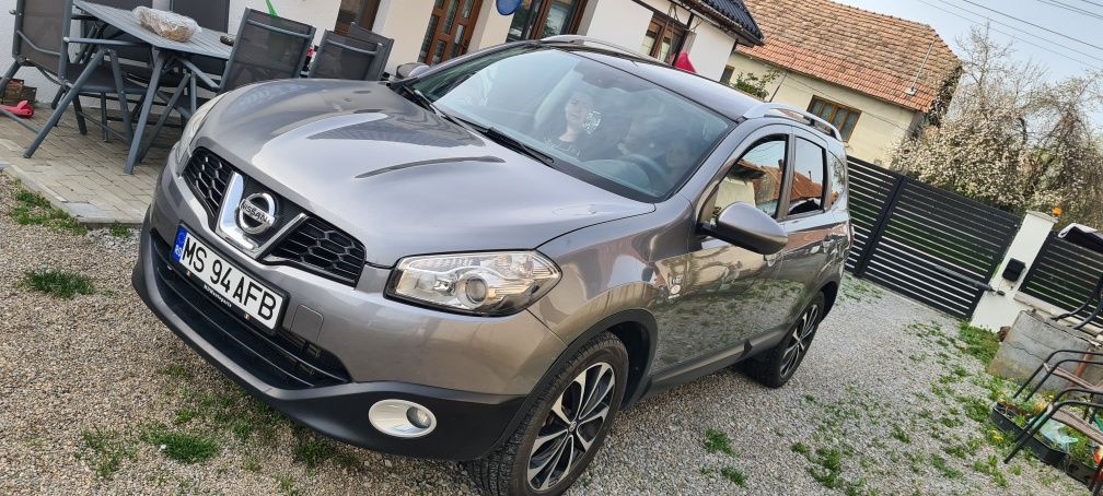 Nissan qashqai 2+ vând sau schimb