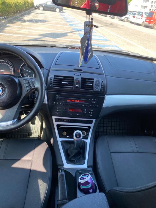 Vand BMW X3 cu distributia in fata