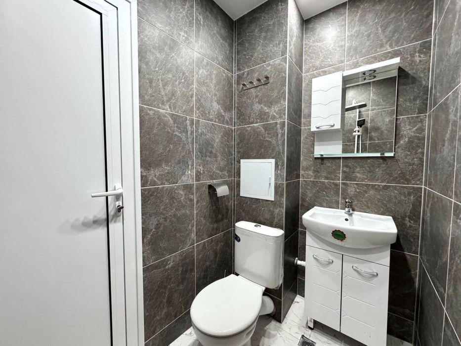 Отремонтиран двустаен апартамент