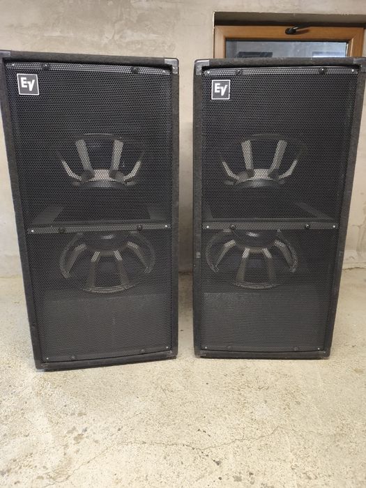 Vând bași Electro Voice MTL1