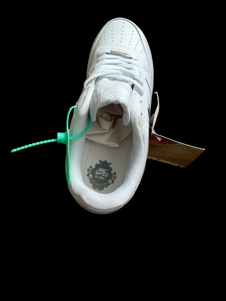 Adidasi premium nike air force 1 triple white