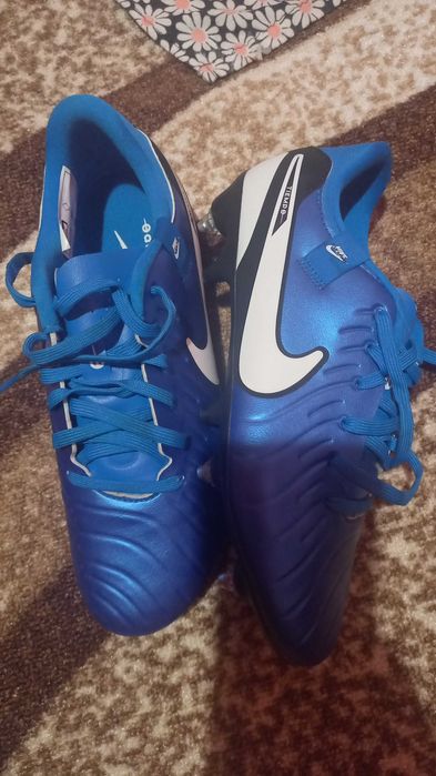 Оригинални бутонки Nike