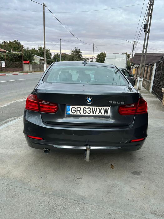 BMW 320D Luxury - automata