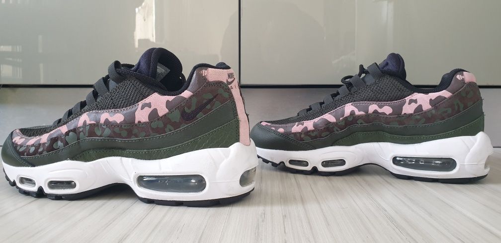 Nike Air Max 95 UK 6 US 8.5 / 40/25.5см ОРИГИНАЛ! Дамски Маратонки!