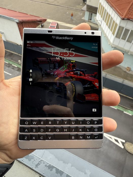 Telefon Blackberry Pasport Silver Edition