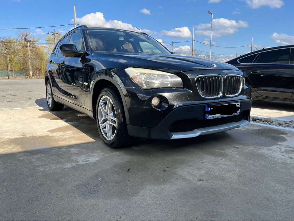 Bmw x1 Sdrive    .