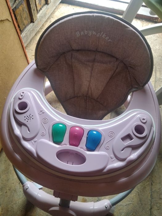 Vând premergător ,scaun copii 2 in 1 și calorifer pentru căldură