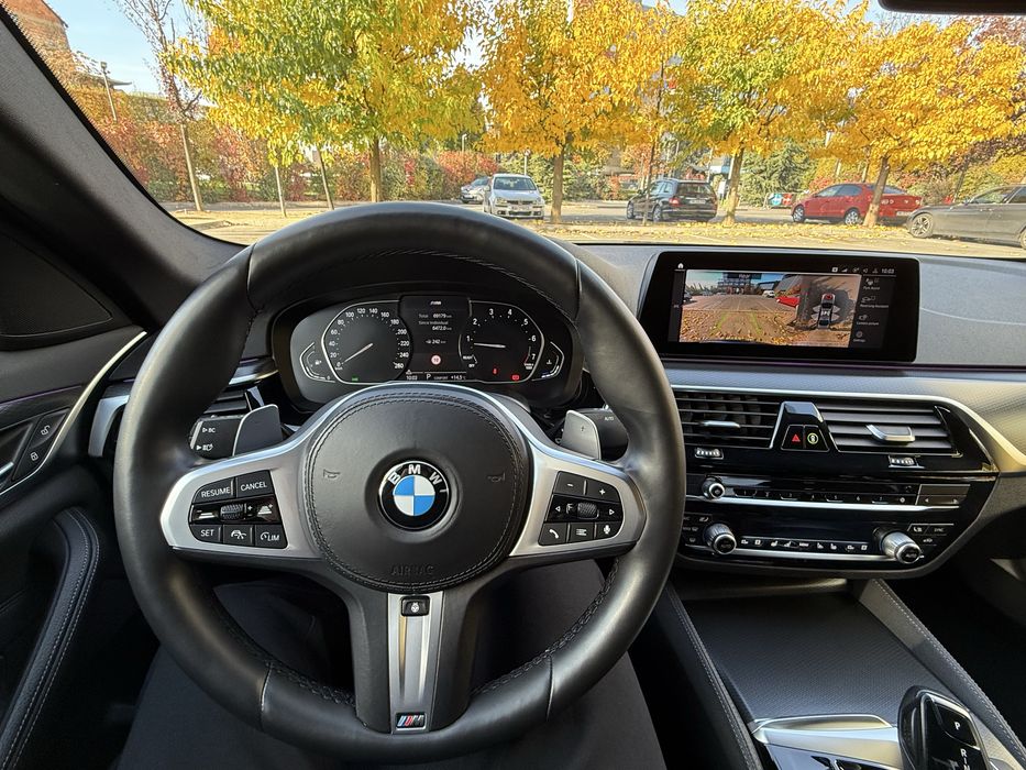 BMW G30LCI 520i MildHybrid M/Laser/Trapa/360/Garantie/Cheie display