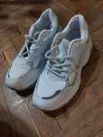 Бели маратонки nike