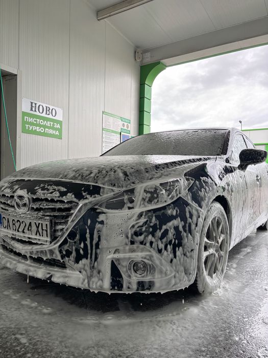 Mazda 3 2014 година