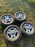 Vând set jante + anvelope NOI, 215/65/r16 M+S pentru Land Rover!
