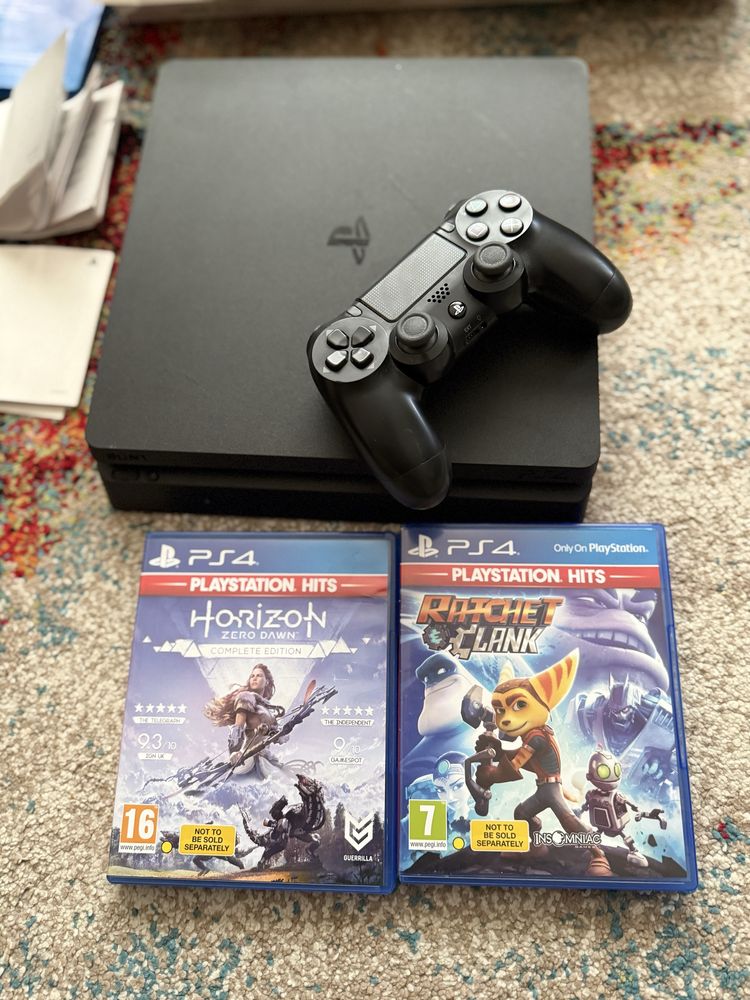 Playstation 4 slim