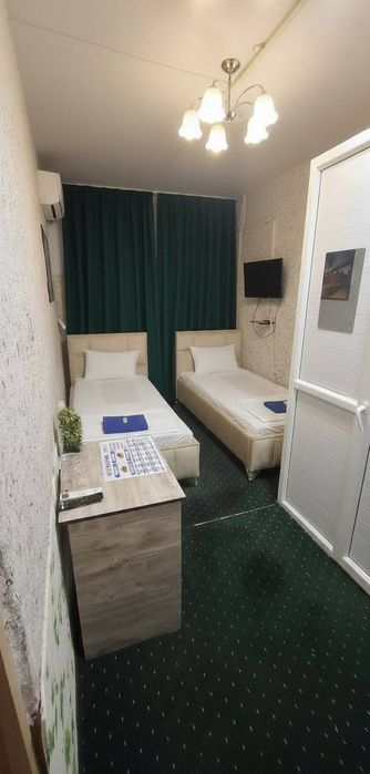 Soatlik , kunlik mehmonxona . Гостиница почасовая и суточная