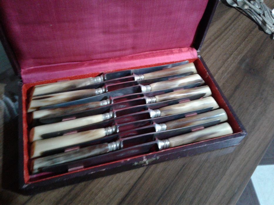 Set de 12 cutite vechi Duvert Freres