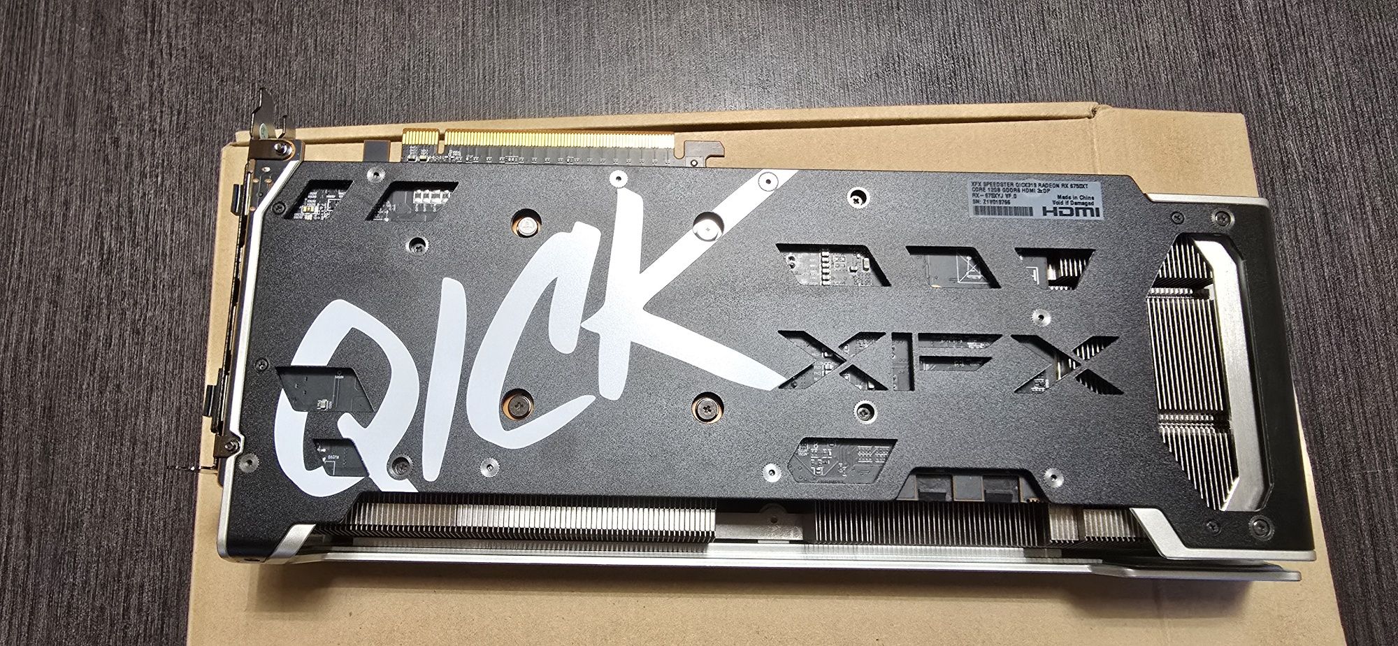 Placă video AMD Radeon RX6750 XT
