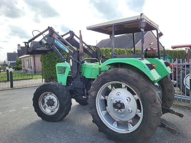 Tractor Deutz Fahr 6806 cu încărcător
