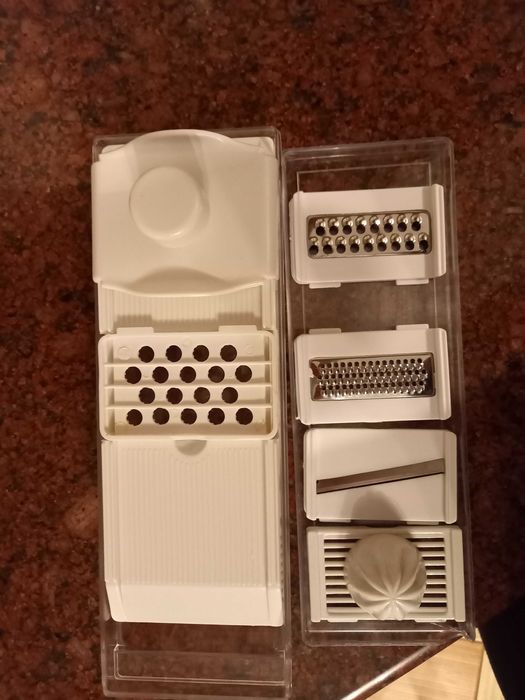 Razatoare feliat legume si fructe Mini Wonder noua