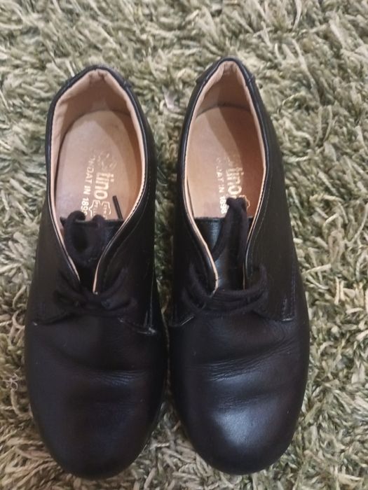 vând pantofi copii 30