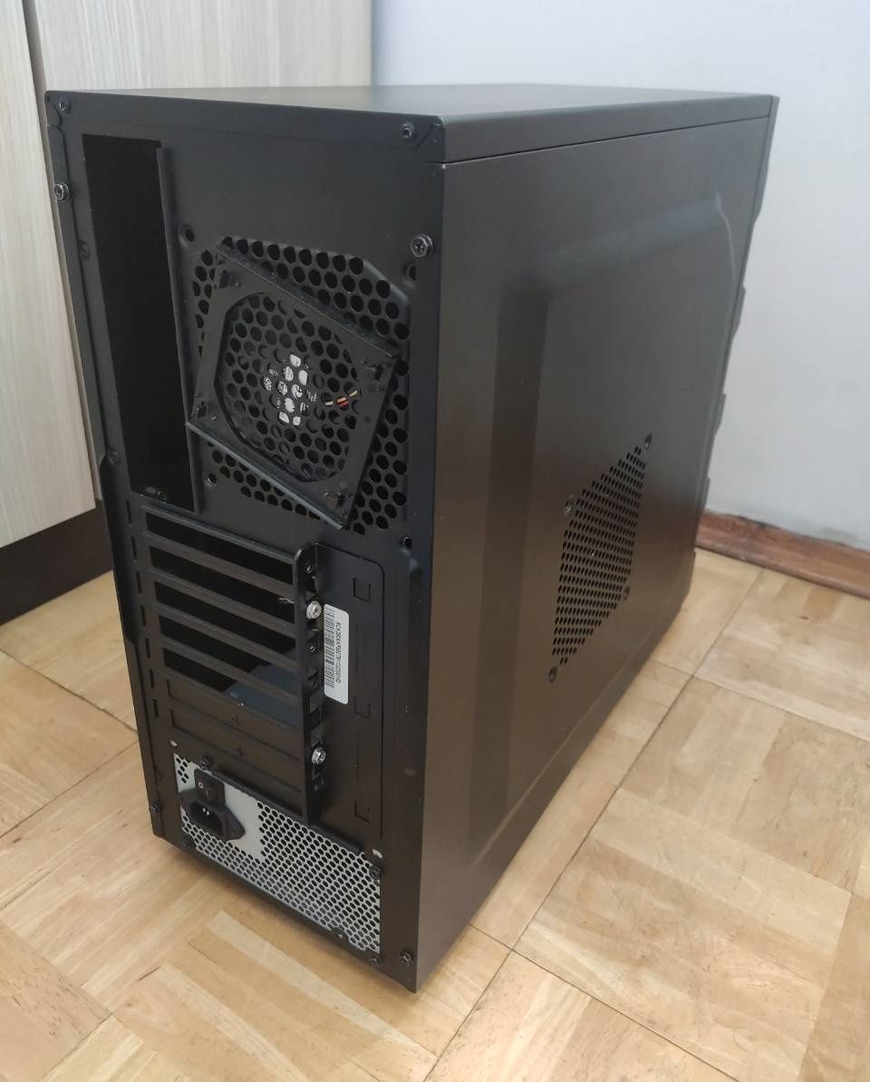 Кутия за компютър Cooler Master