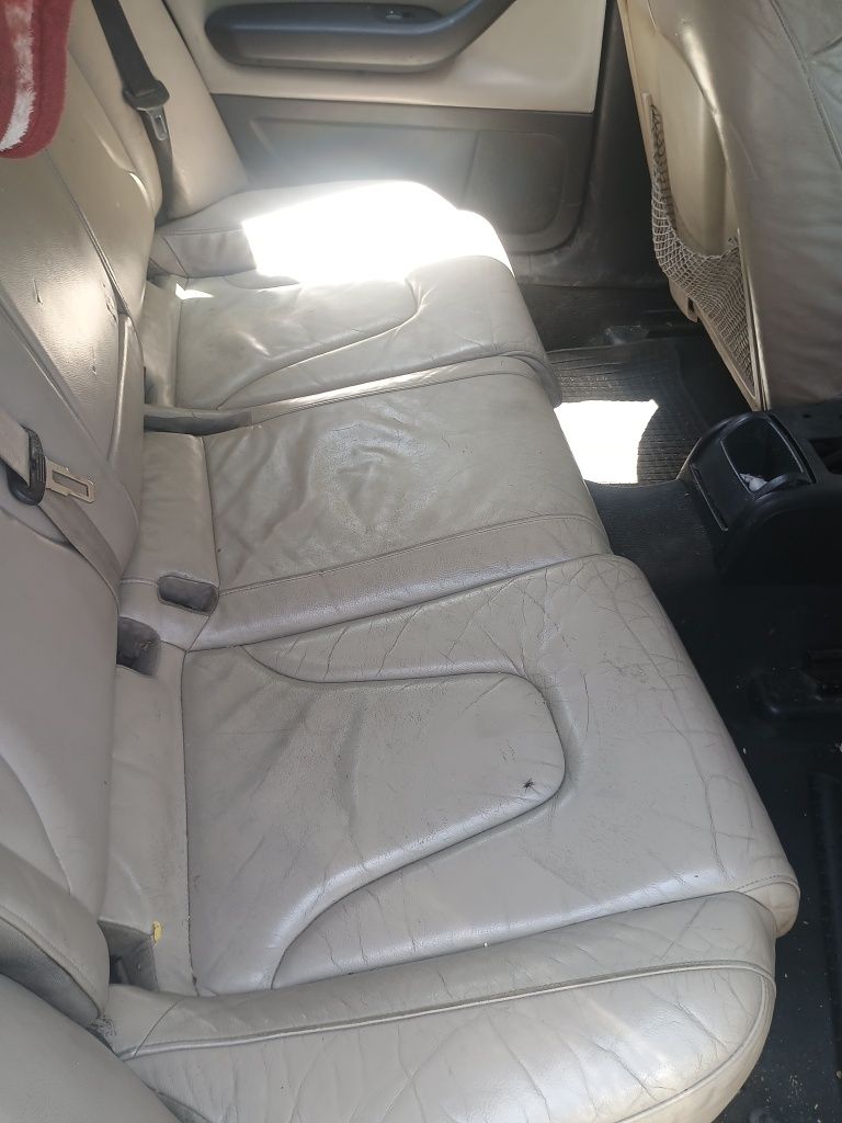 Vând său schimb audi A4 b7