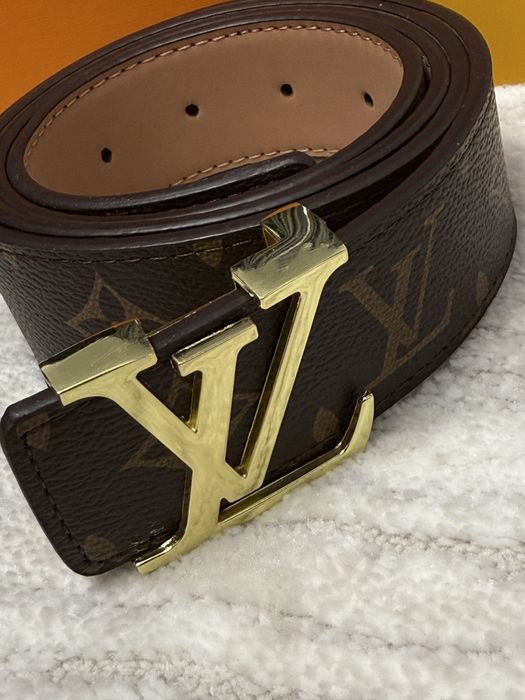 Curea Louis Vuitton – stil de lux
