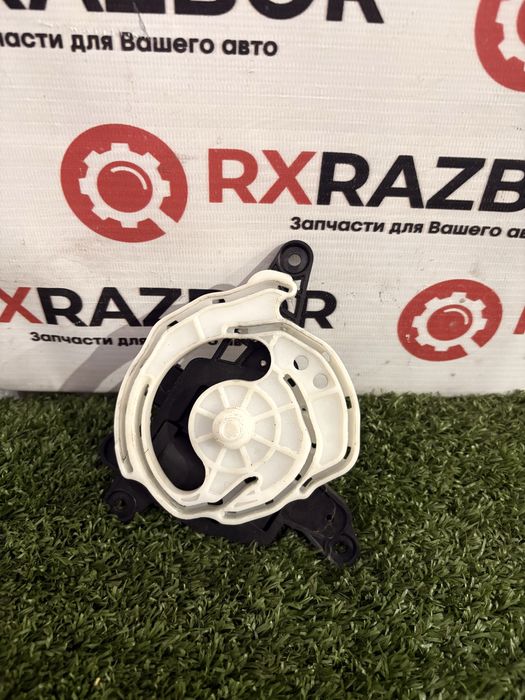 Серво-привод заслонки отопителя Kia Optima 2019 (2.4)