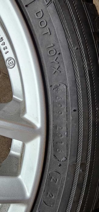 Jante aliaj 18" cu cauciucuri de iarna 255/40/18