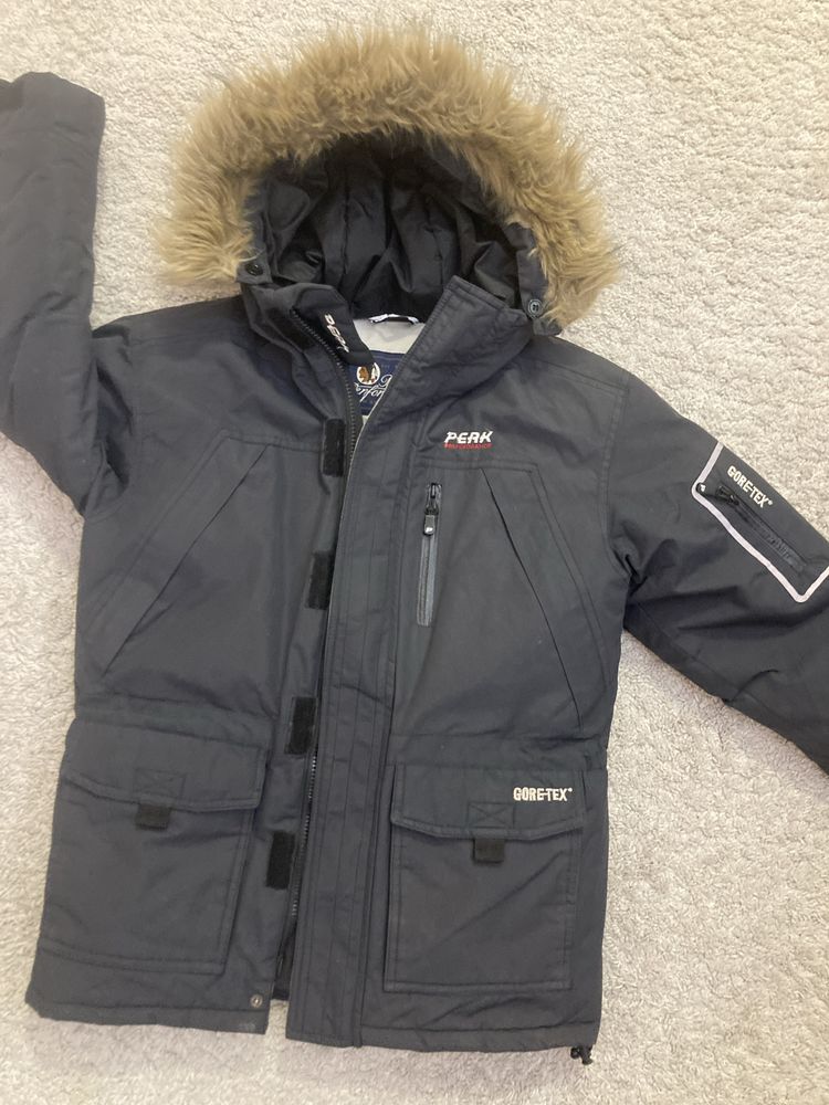 Geaca puf goretex Peak Performance copii L