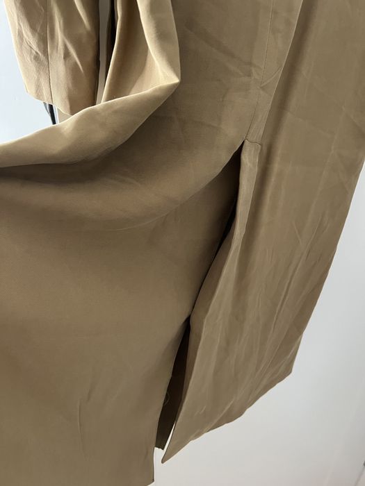 Zara noua cu eticheta
