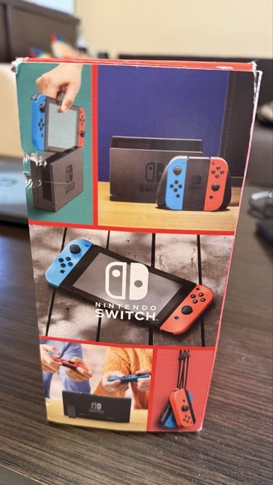Consola NINTENDO SWITCH (Neon Red & Blue Joy-Cons) – full box