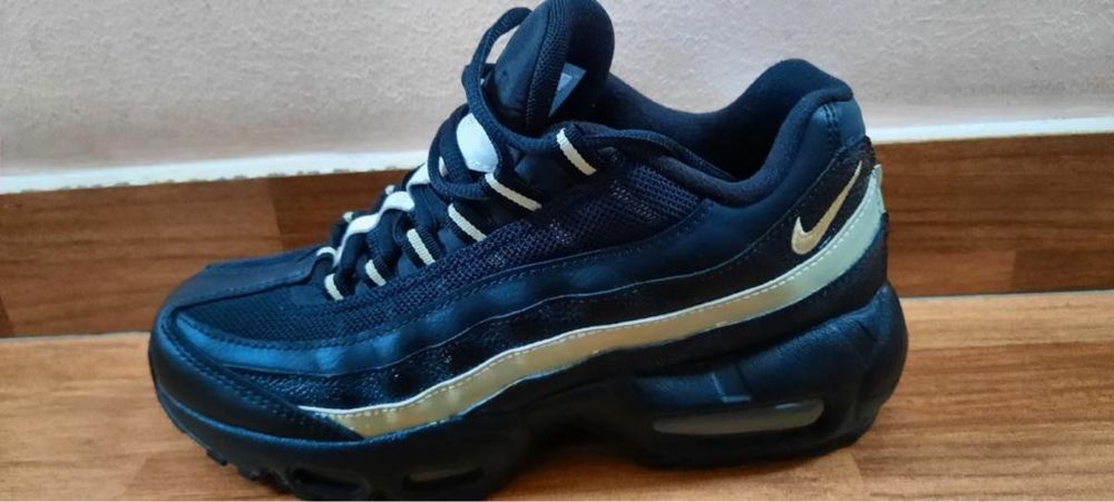 Nike air max 95 mărimea 38,5