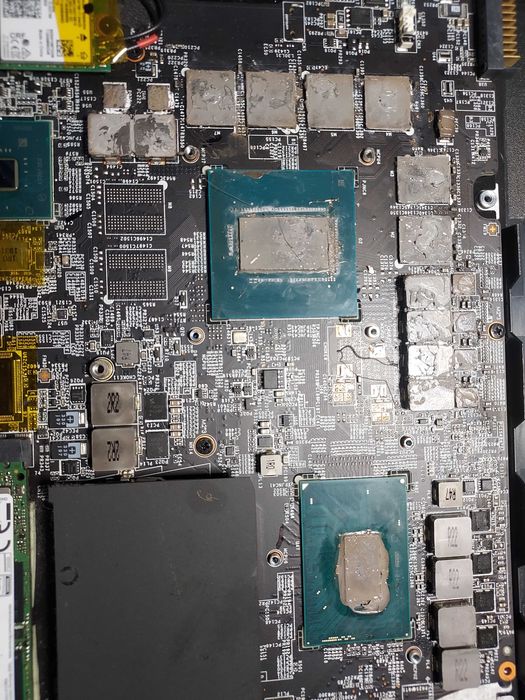 Curățare/Upgrade/Reparare Laptop