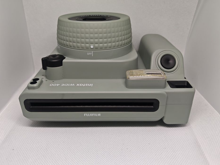 Aparat foto instant Fujifilm Instax Wide 400