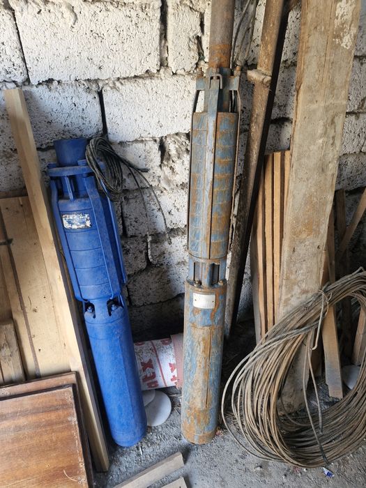 Установка глубинных (артезиан)водяных насосов .