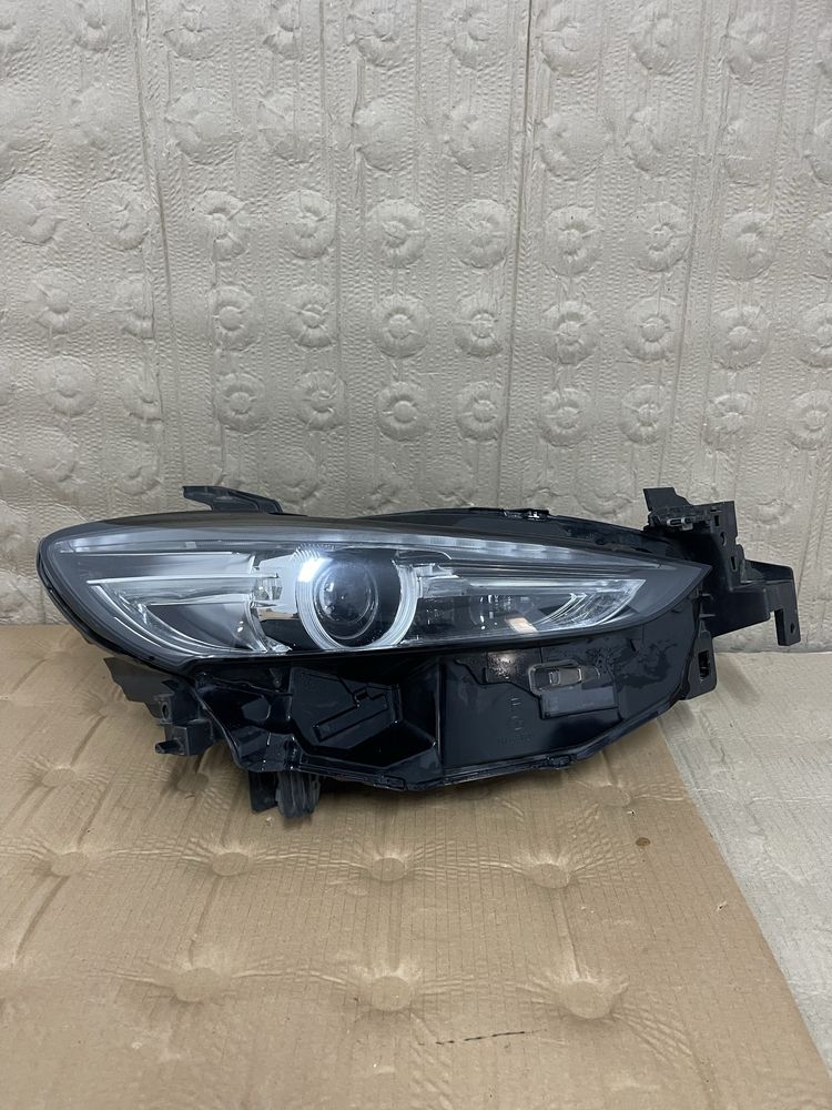 Far dreapta Mazda 6 Full Led Adaptive GS GRF551030 an 2018-2021