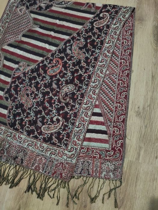 Eșarfă sal din mătase și casmir