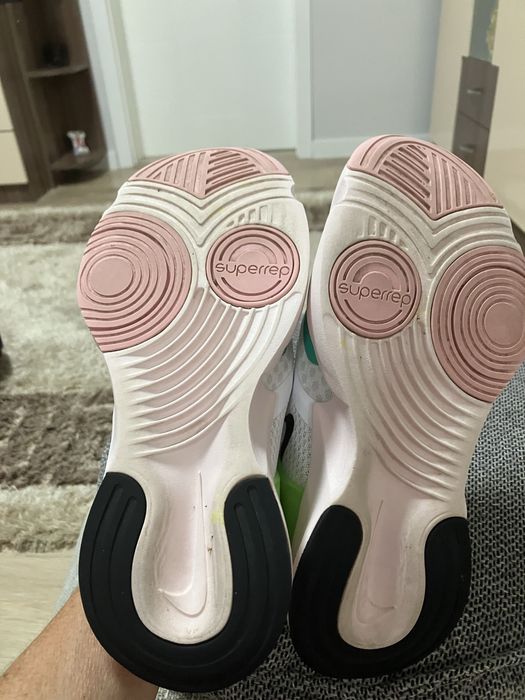 Маратонки Nike 36,5 номер