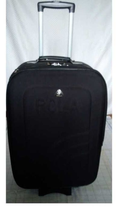 Среден-голям куфар с колелца и телеск.дръжка